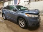 2014 Toyota Highlander LE