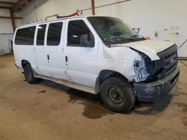 2014 Ford Econoline E350 Super Duty Wagon