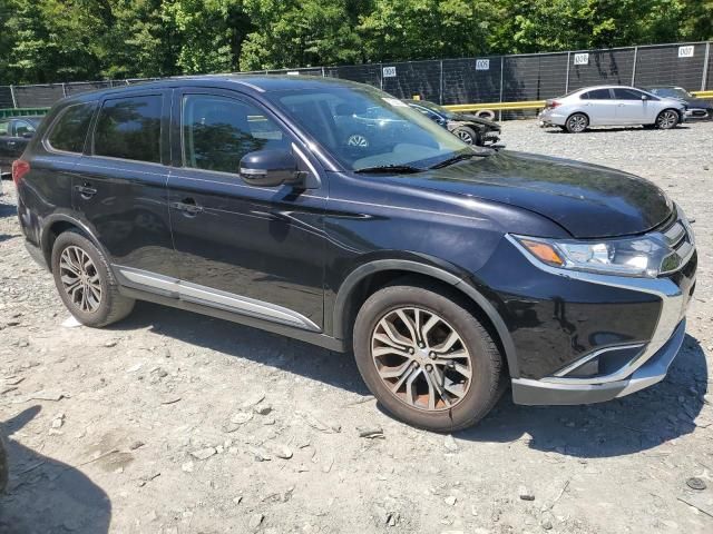 2016 Mitsubishi Outlander SE