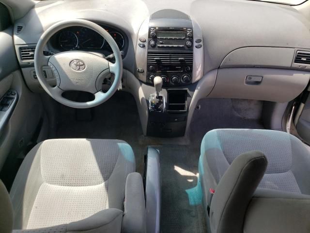 2006 Toyota Sienna CE