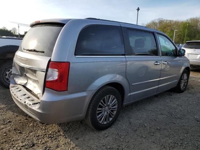 2014 Chrysler Town & Country Touring L