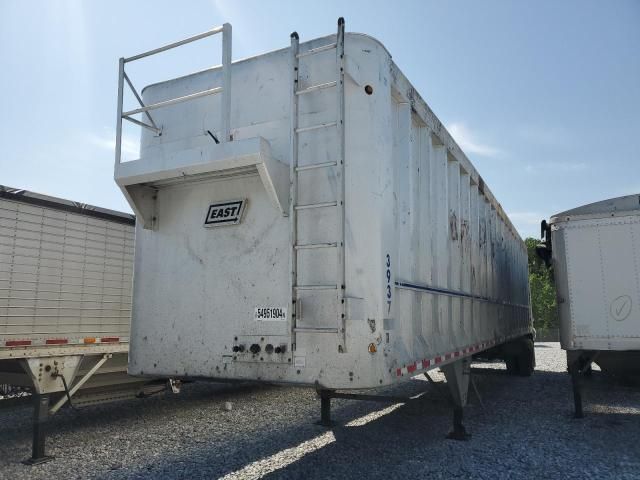 2016 East Manufacturing Trailer