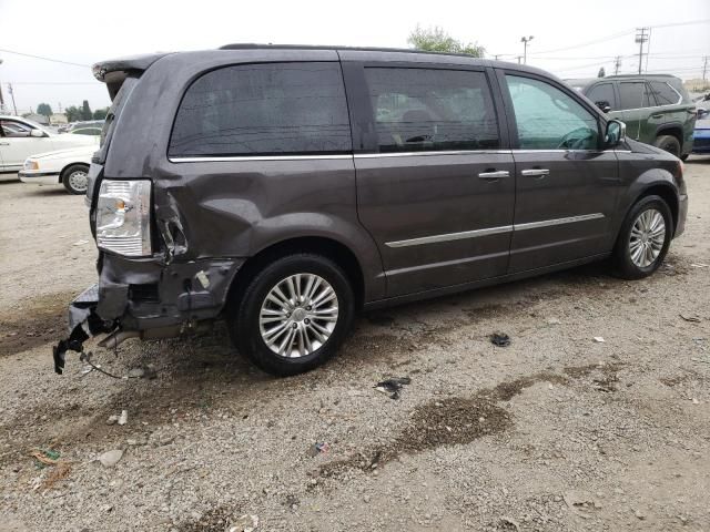 2015 Chrysler Town & Country Touring L