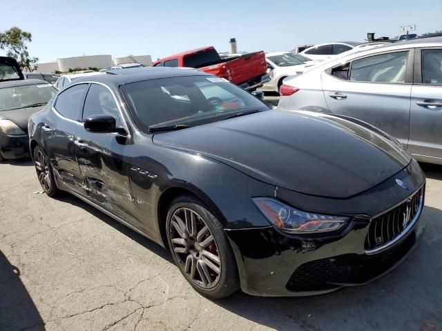 2015 Maserati Ghibli