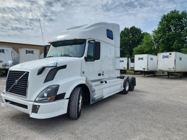 2012 Volvo VN VNL