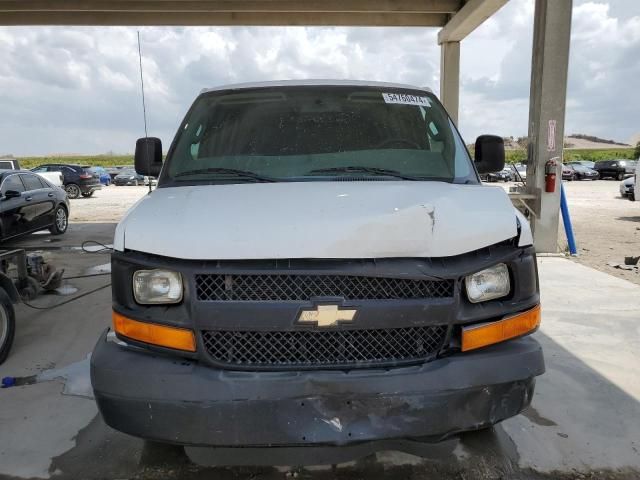 2016 Chevrolet Express G2500