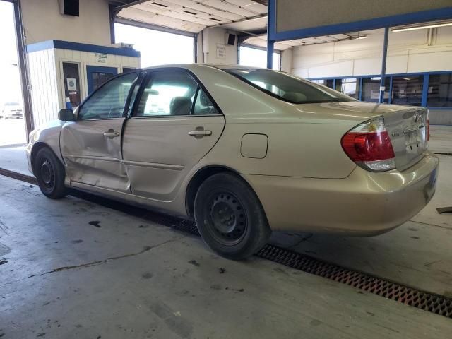 2005 Toyota Camry LE