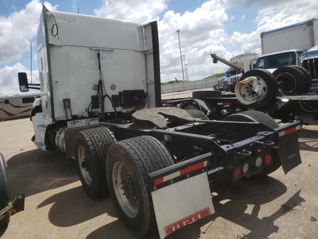 2019 Kenworth Construction T680