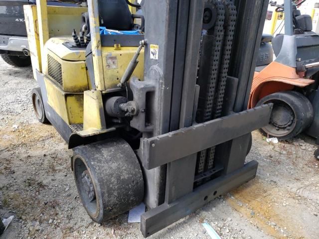 2000 Hyster Fork Lift