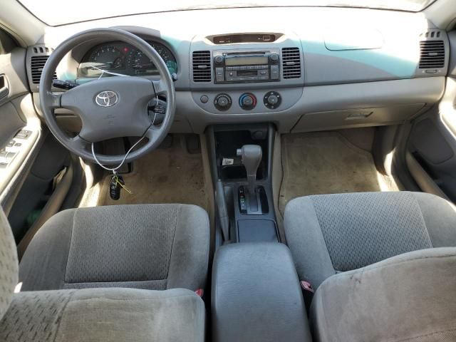 2004 Toyota Camry LE