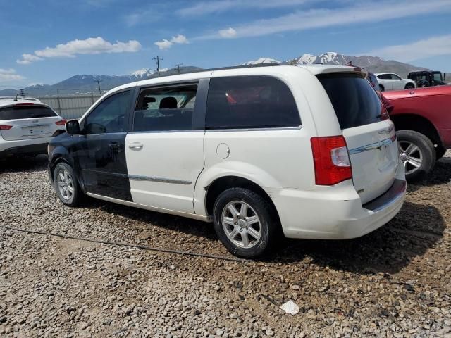 2012 Chrysler Town & Country Touring