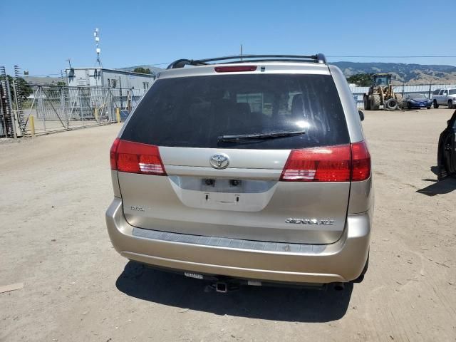 2005 Toyota Sienna XLE