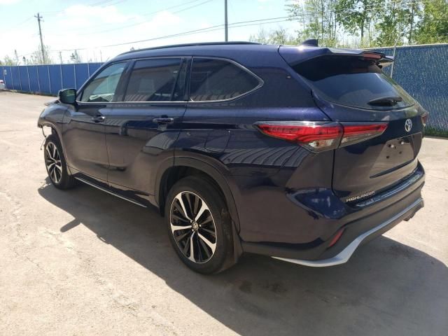 2022 Toyota Highlander XSE