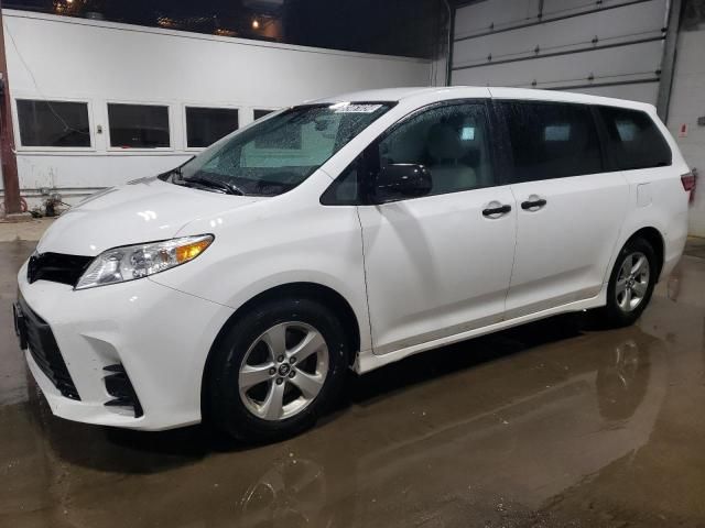 2018 Toyota Sienna L