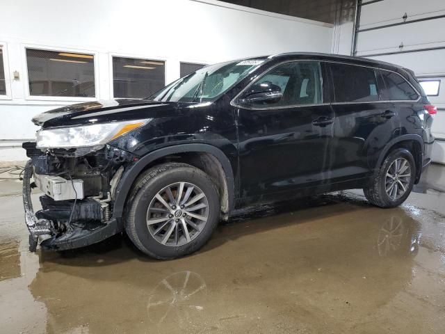 2018 Toyota Highlander SE