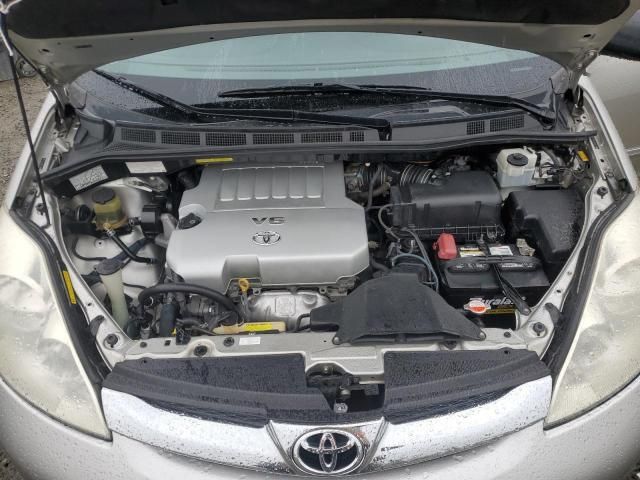 2007 Toyota Sienna XLE