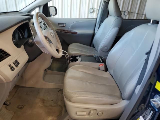 2011 Toyota Sienna XLE