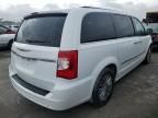 2014 Chrysler Town & Country Touring L