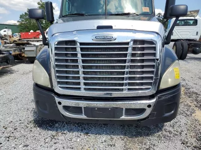 2014 Freightliner Cascadia 125