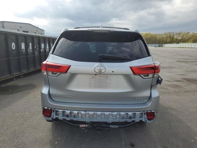 2018 Toyota Highlander LE