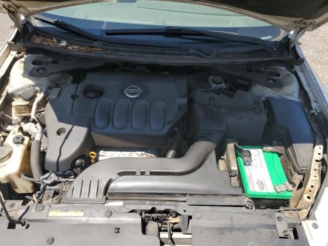 2010 Nissan Altima Base