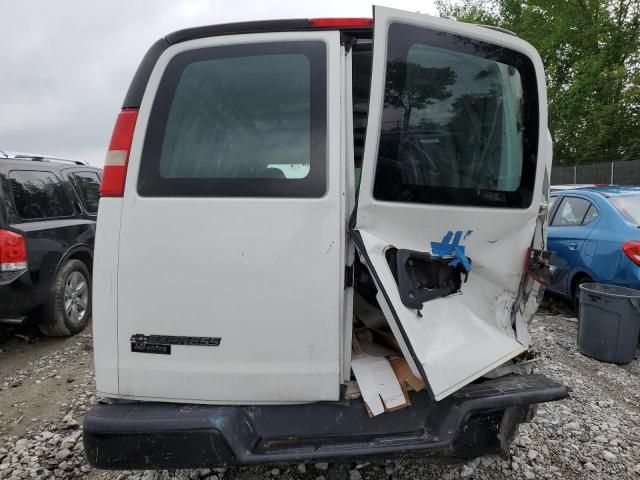 2014 Chevrolet Express G2500