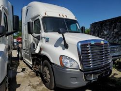 Salvage trucks for sale at Elgin, IL auction: 2015 Freightliner Cascadia 125