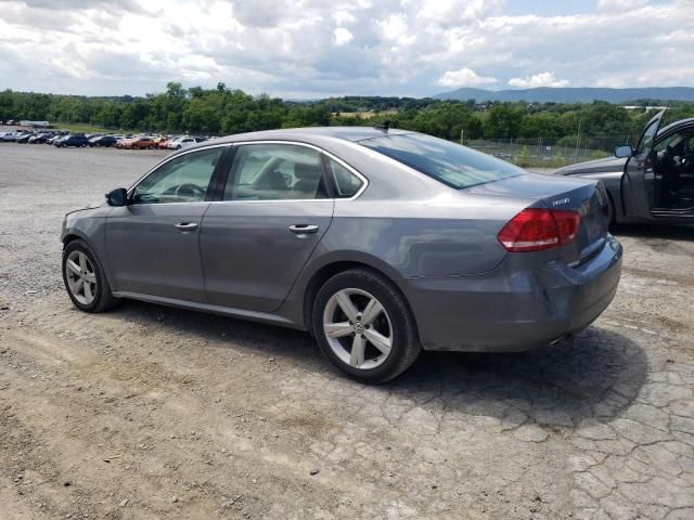 2013 Volkswagen Passat SE