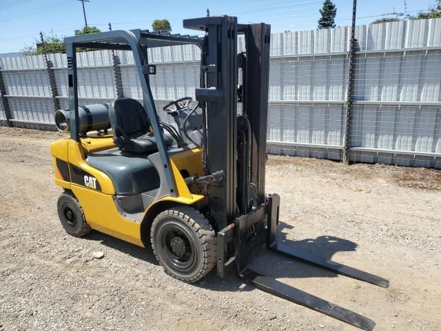 2011 Caterpillar Forklift