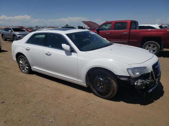 2017 Chrysler 300 Limited