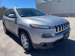 Jeep Cherokee Latitude salvage cars for sale: 2016 Jeep Cherokee Latitude