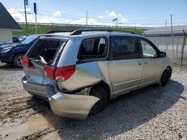 2007 Toyota Sienna CE