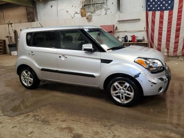 2011 KIA Soul +