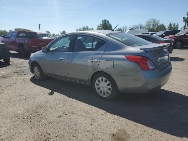 2013 Nissan Versa S