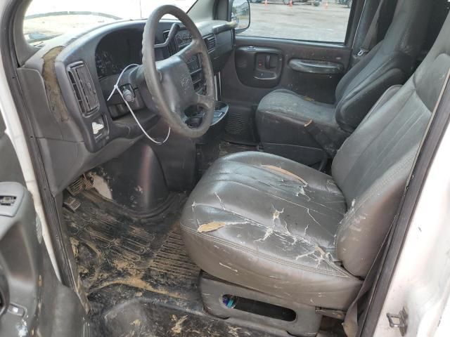 2002 Chevrolet Express G2500