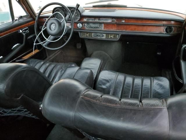 1968 Mercedes-Benz 300SEL