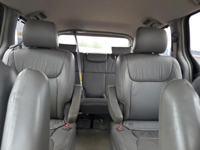 2007 Toyota Sienna XLE