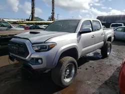 Camiones salvage sin ofertas aún a la venta en subasta: 2017 Toyota Tacoma Double Cab