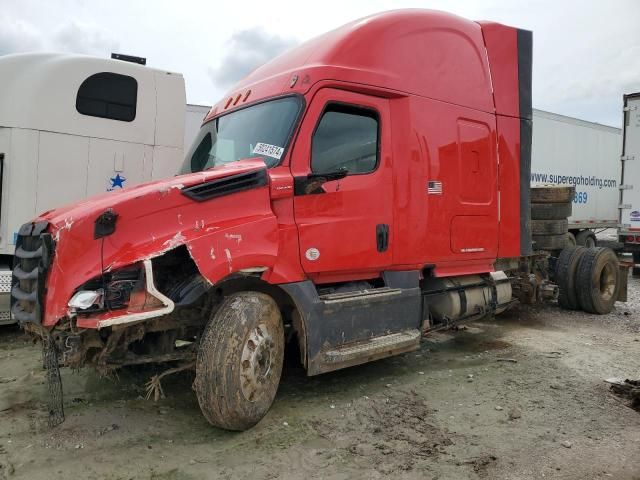 2020 Freightliner Cascadia 126