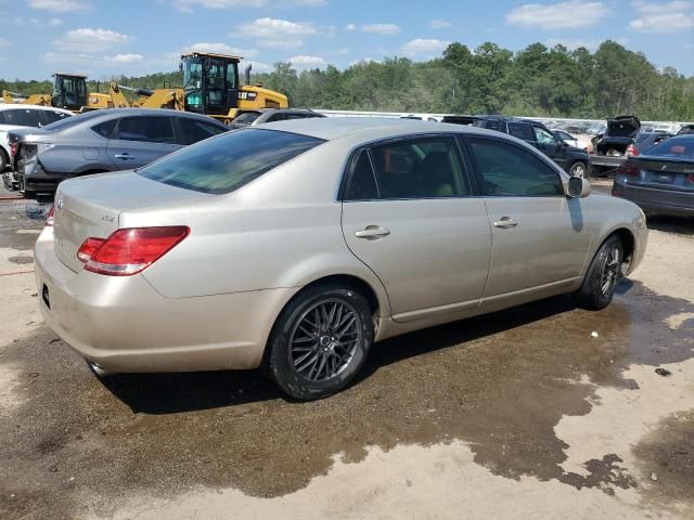 2005 Toyota Avalon XL