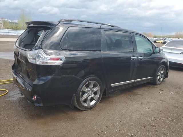 2013 Toyota Sienna Sport