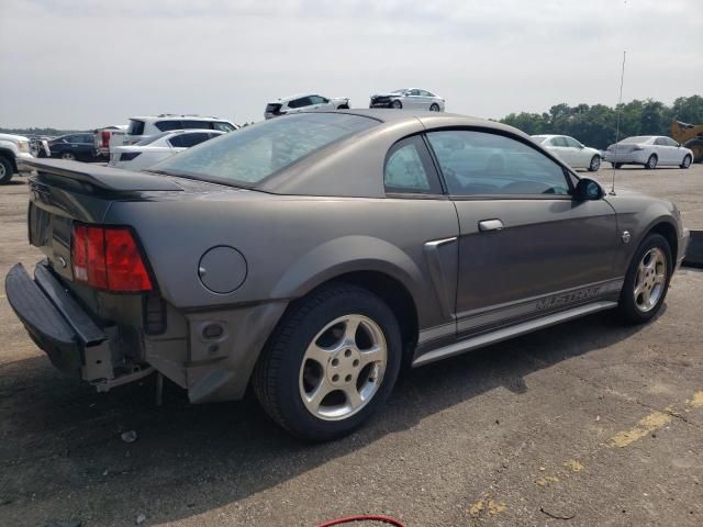 2004 Ford Mustang