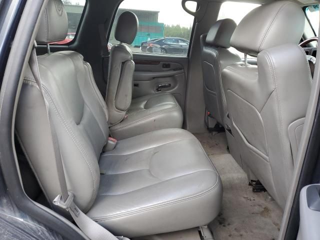 2004 Cadillac Escalade Luxury