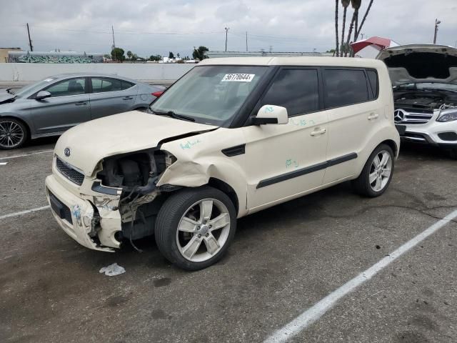 2011 KIA Soul +