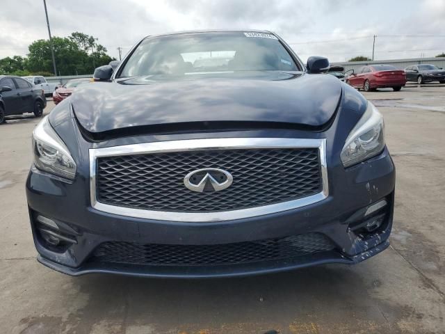 2015 Infiniti Q70 3.7