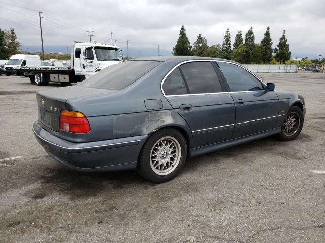 2000 BMW 528 I Automatic