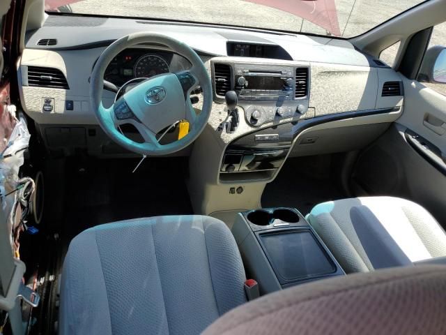 2012 Toyota Sienna LE