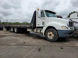 Salvage trucks for sale at Moraine, OH auction: 2009 Freightliner Conventional Columbia