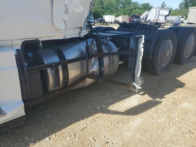 2019 Freightliner Cascadia 126