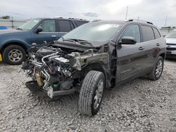 Salvage SUVs for sale at auction: 2018 Jeep Cherokee Limited